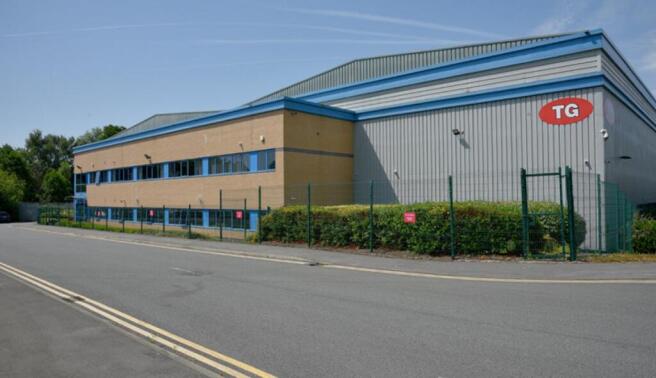 Unit 14 Calver Road-4.jpg