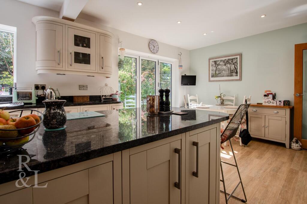 Brook View Drive, Keyworth, Nottingham - View 5