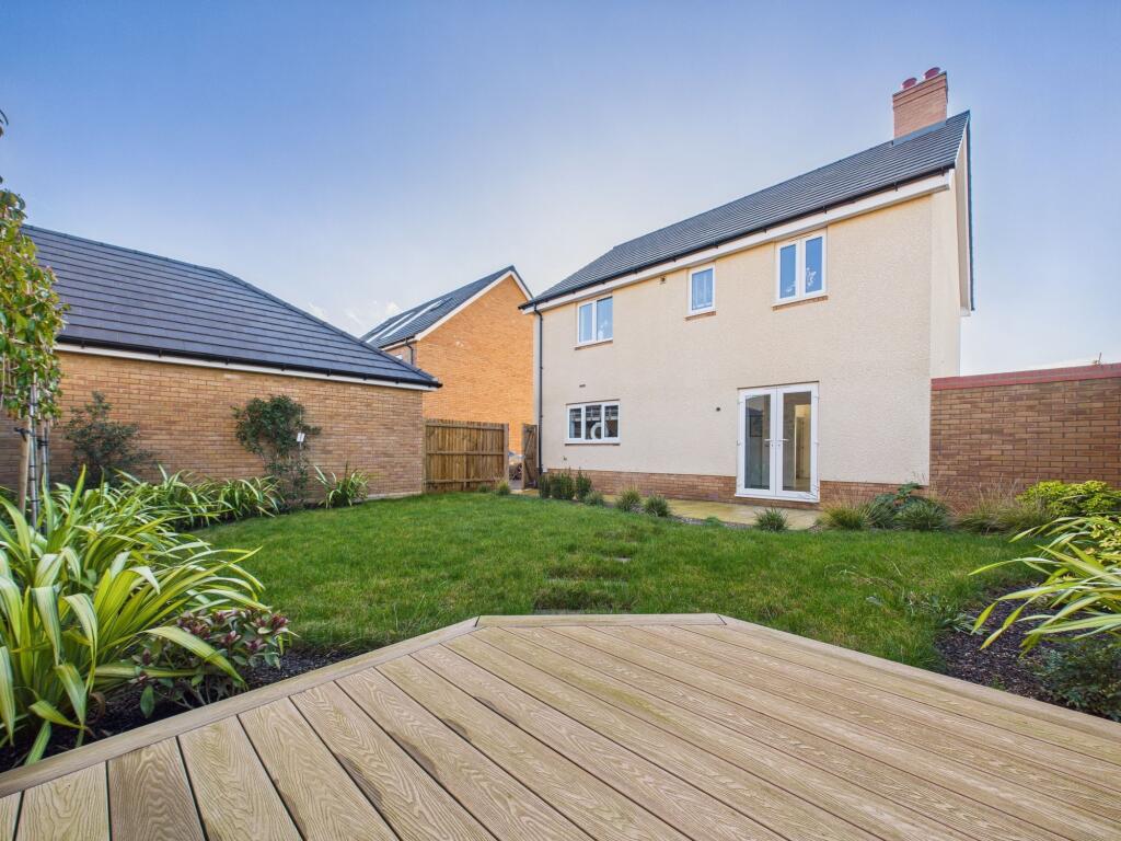 4-bed detached on New Hall Crescent, Great Haddon, PE7, £455,000