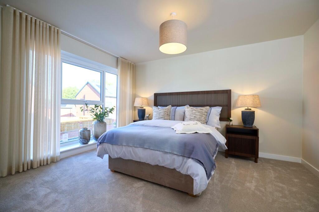 House in Tameside, Greater Manchester - View 4