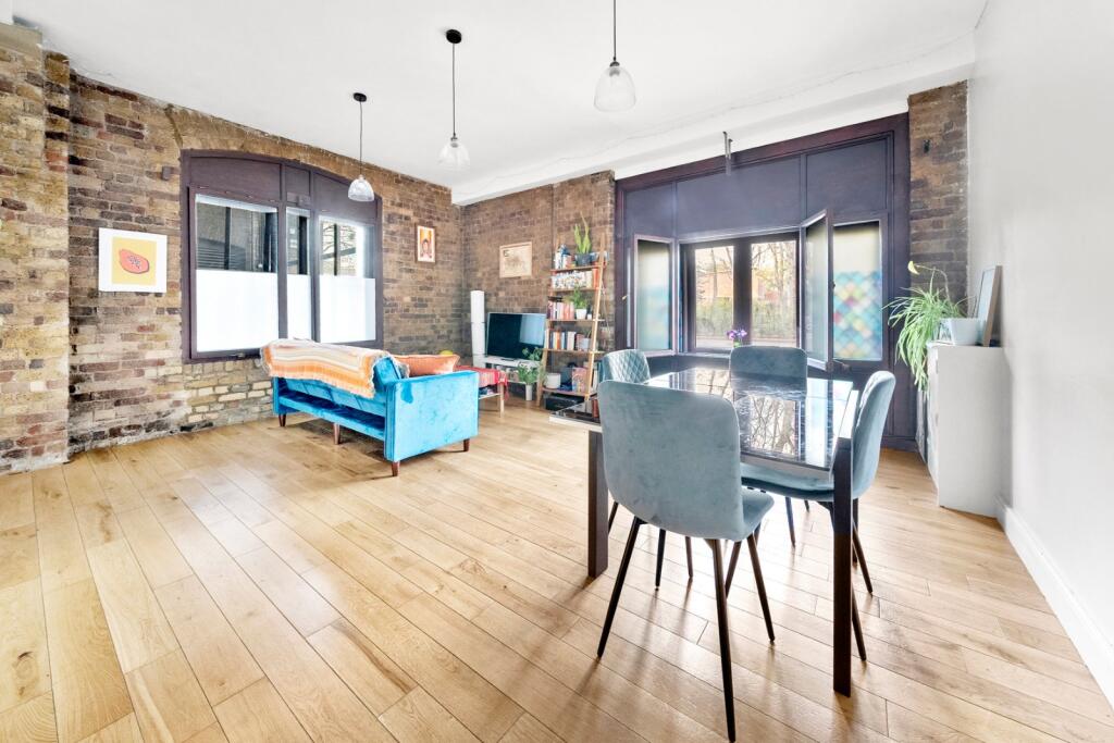 Main image of property: Telfords Yard, 
London Dock, E1W