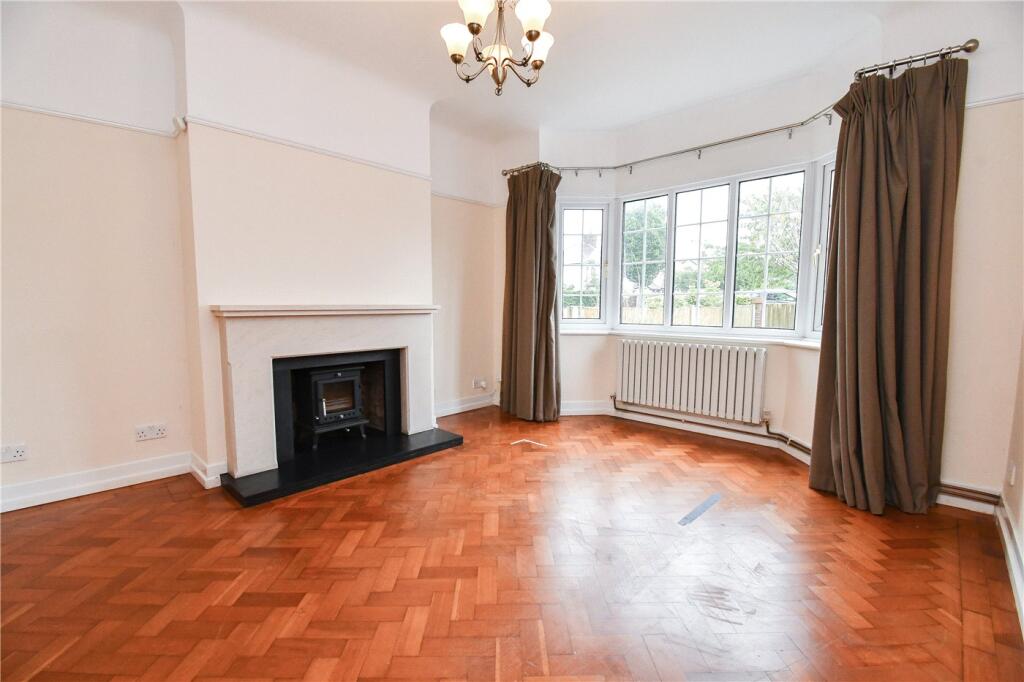 Briar Drive, Heswall, Wirral photo 4