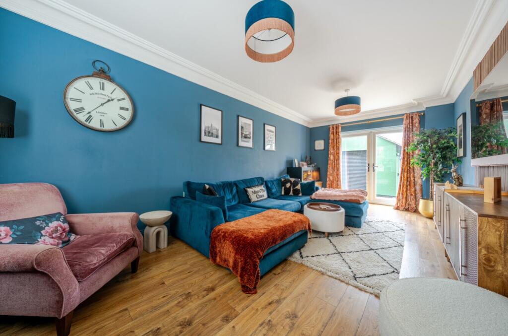 House in West Lindsey, Nettleham CP - View 3