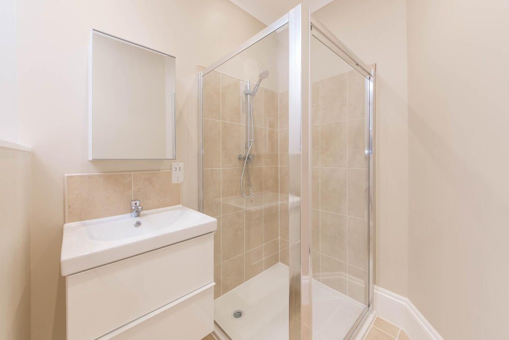 Apartment in London - View 5