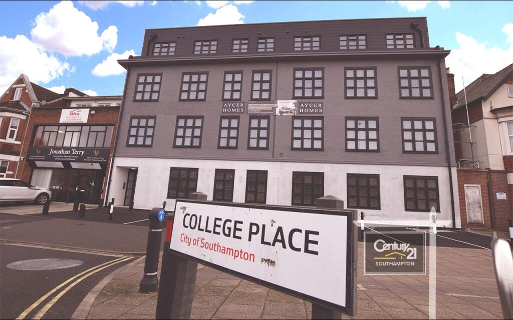 Main image of property: |Ref: R209479|, Chiltern House, College Place, Southampton, SO15 2UB