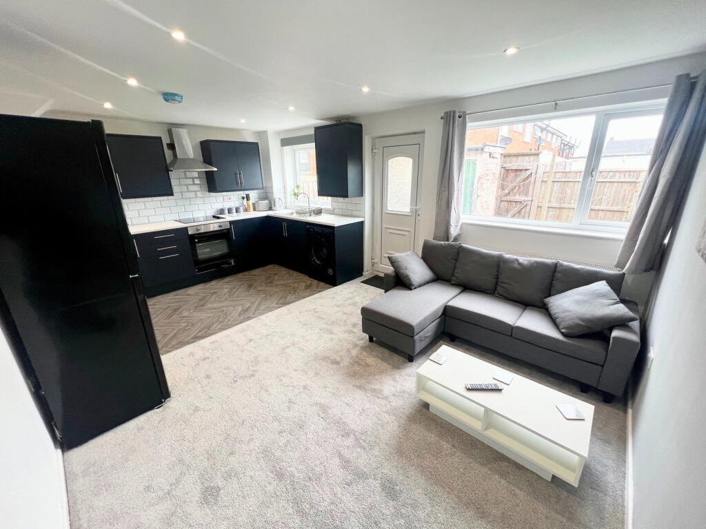 House in Stockton-on-Tees - View 3