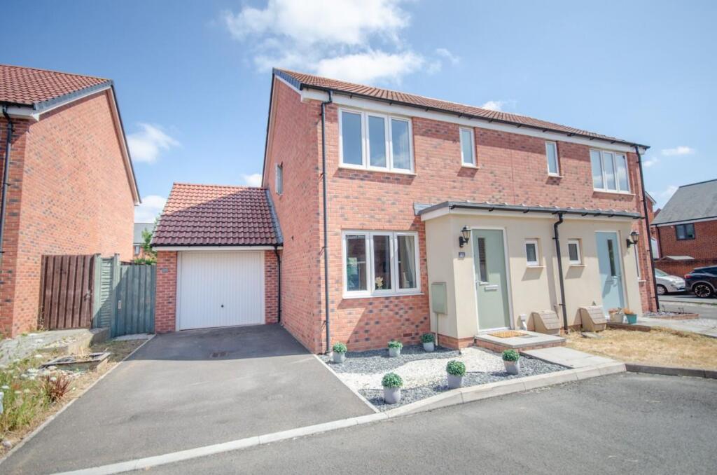 Main image of property: Bluebell Way, Lyde Green, Bristol, BS16 7HY