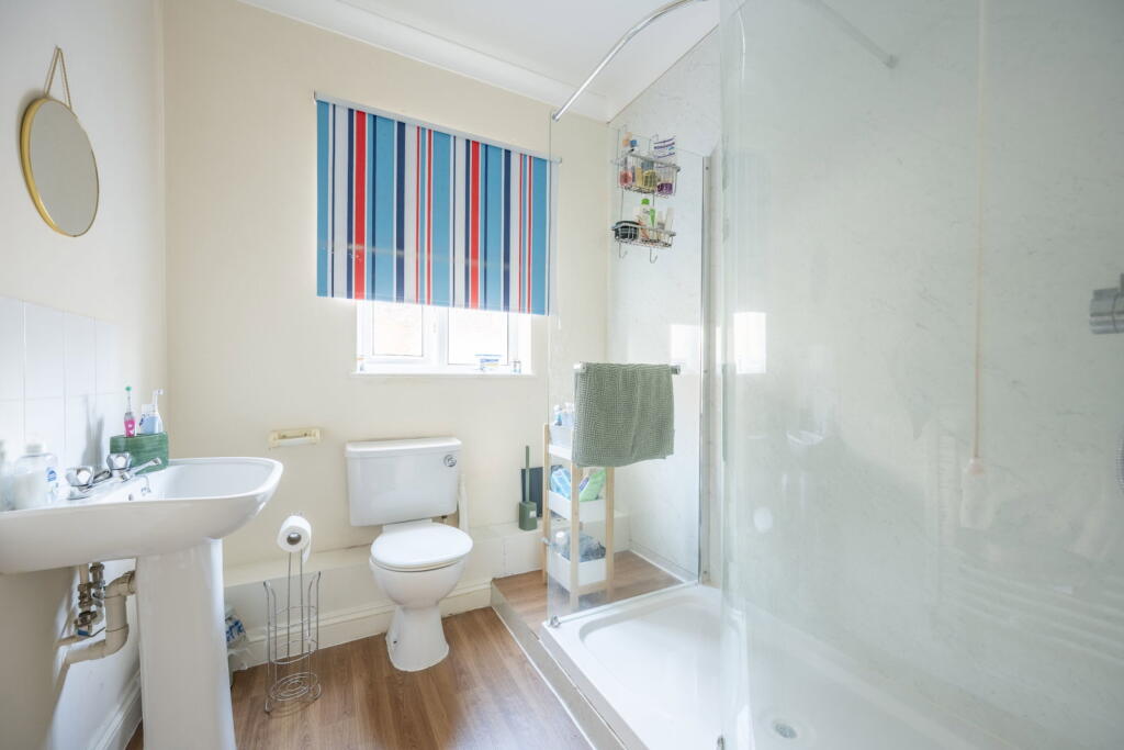Apartment in Netley Abbey, Southampton, Hound - View 3