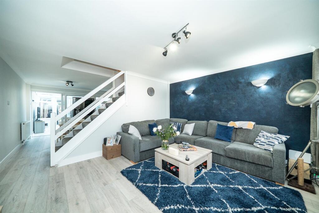 House in St Albans, Milehouse - View 2