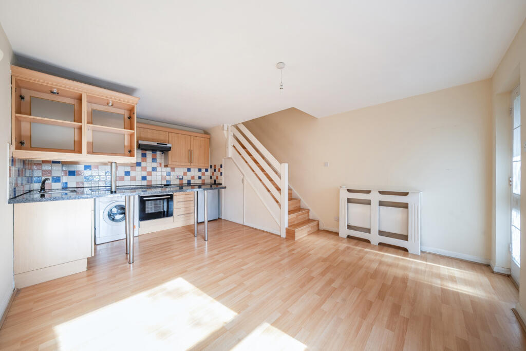 Main image of property: Ardent Close, London