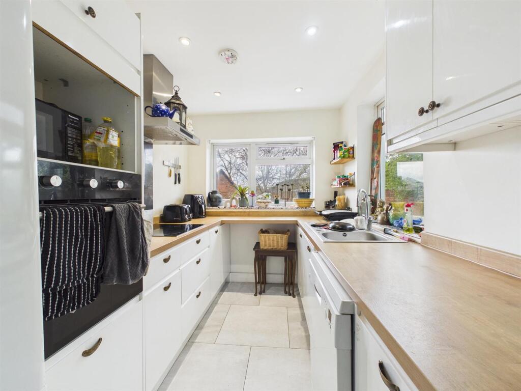 House in Bristol, Hanham - View 2
