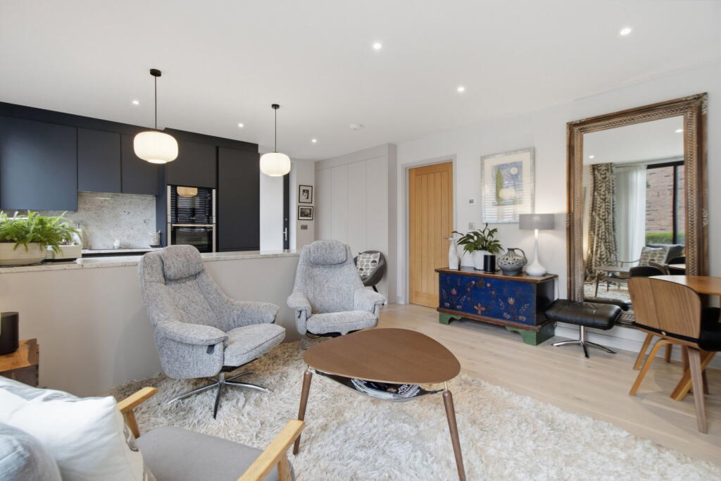 Apartment in Malvern Hills, Malvern - View 4