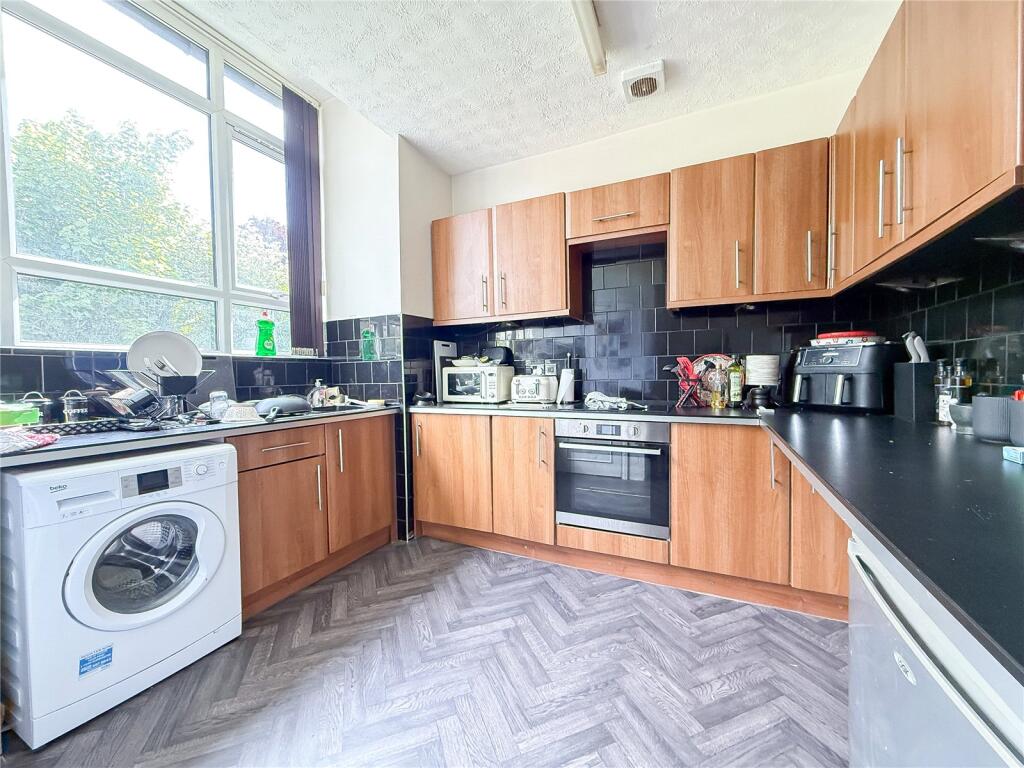 Moorland Road, Didsbury, M20 photo 3