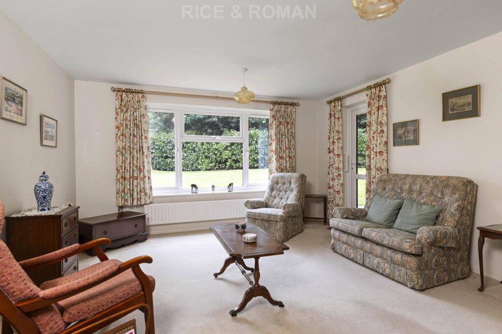 Clarefield Court, Ascot photo 4