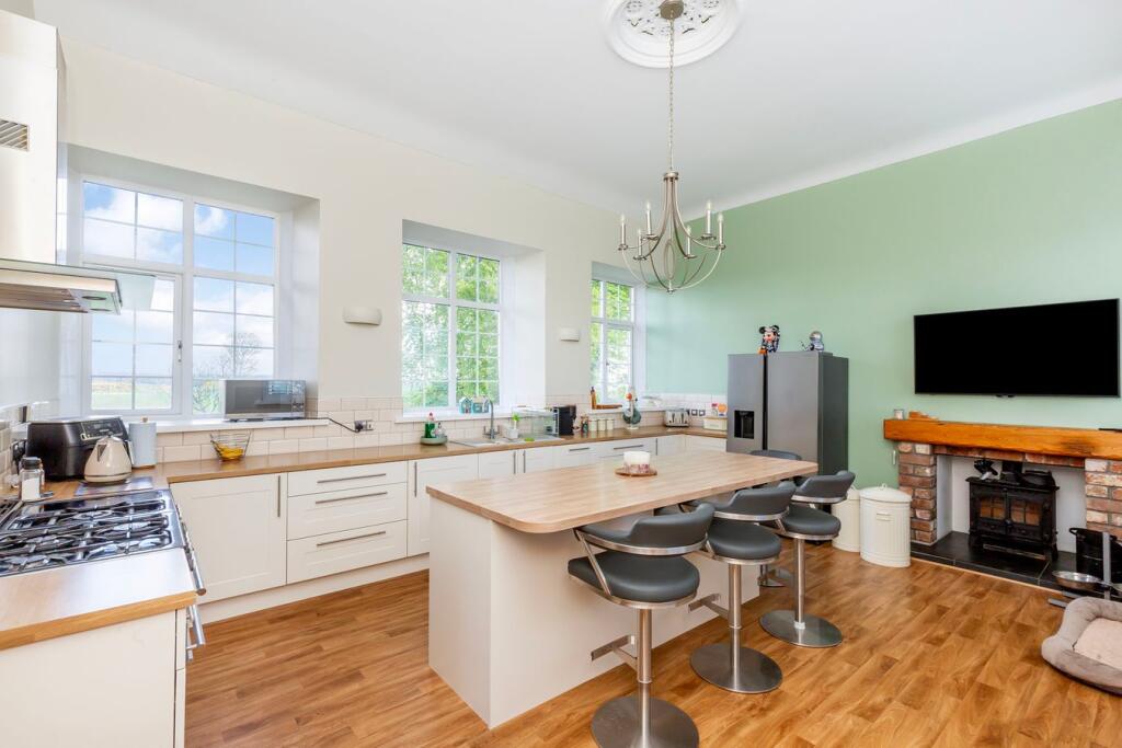 House in Montrose, Angus - View 3