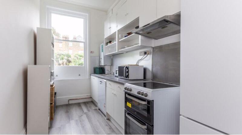 Apartment in London, Swiss Cottage, South Hampstead - View 2