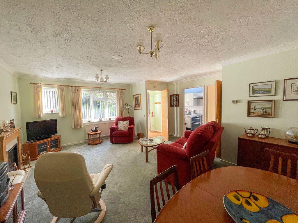 Apartment in Arun, Felpham - View 4