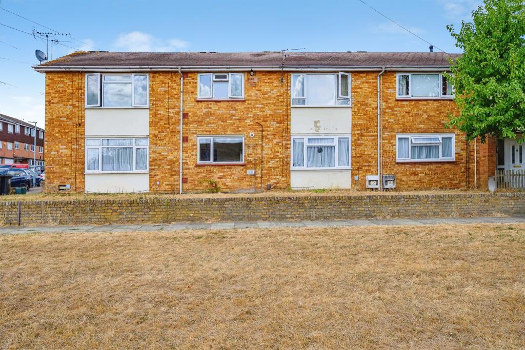 Main image of property: Crabtree Lane, Hemel Hempstead