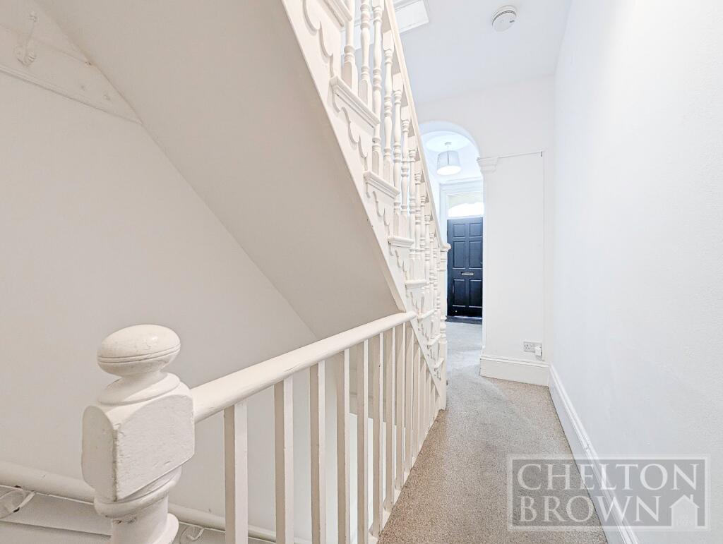 House in Northampton, West Northamptonshire - View 3