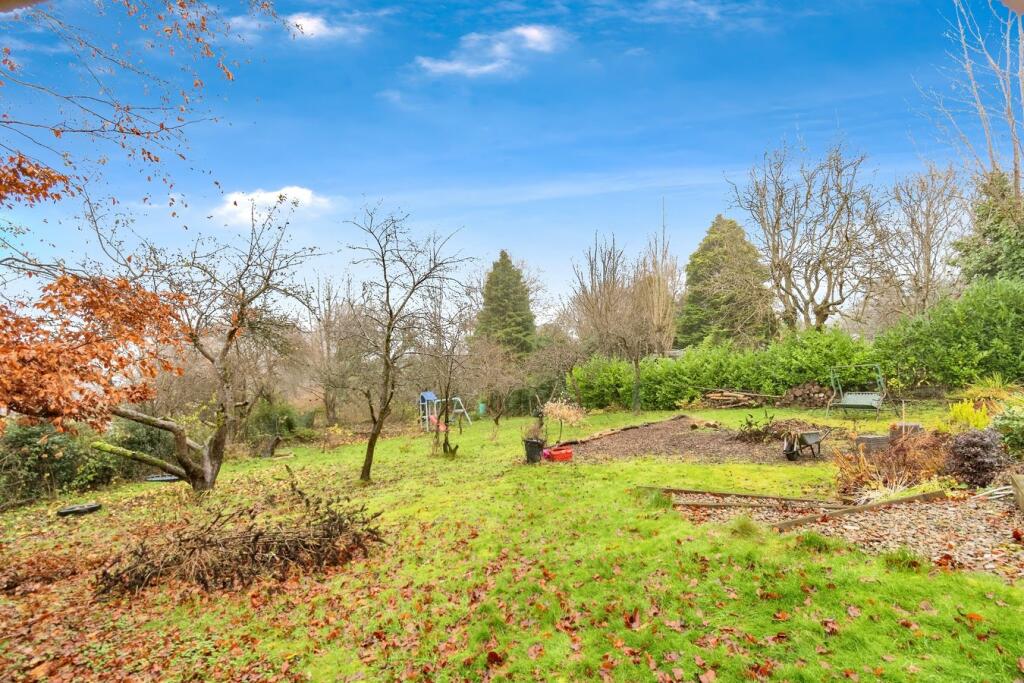 Additional image 30 of Duchy Avenue, Bradford, BD9