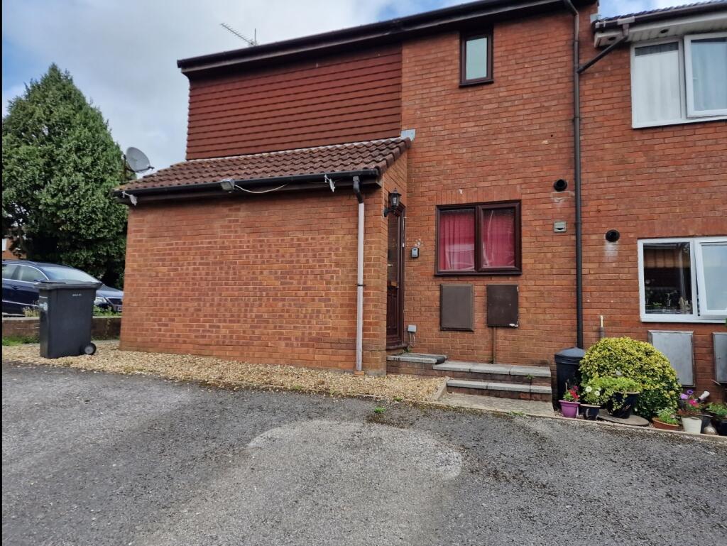 Additional image 8 of Lyde Road