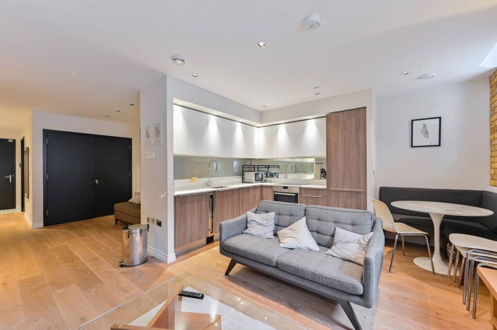 Main image of property: Park Place, Vauxhall, London, SW8