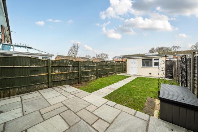House in Vale of White Horse, Caldecott, Abingdon on Thames - View 2