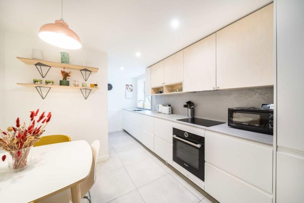 Apartment in London - View 4