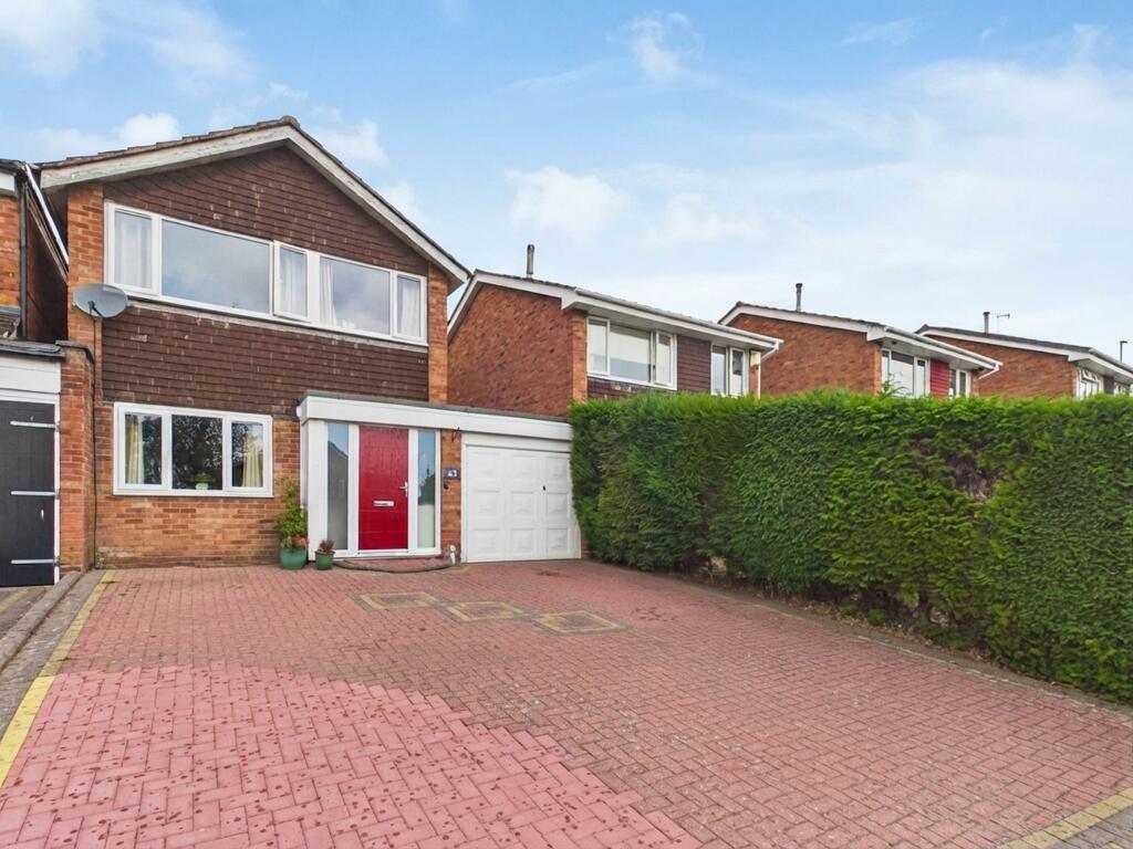 Main image of property: Flora Close, Tamworth, B79