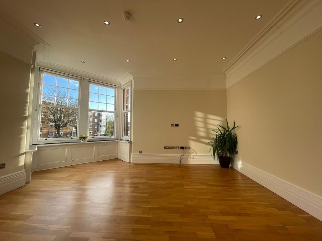 Apartment in Brighton - View 2