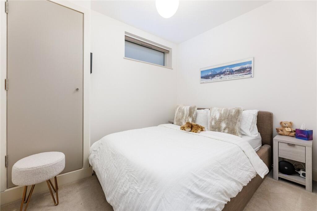 Apartment in London - View 3
