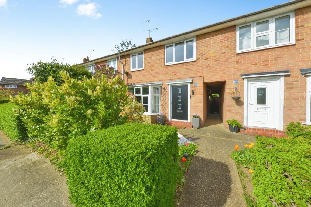 Knightsfield, Welwyn Garden City, AL8