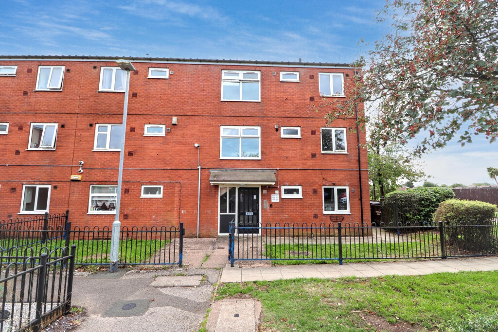 Main image of property: 91 Southwell Close, Kirkby In Ashfield, Nottinghamshire, NG17 8GN