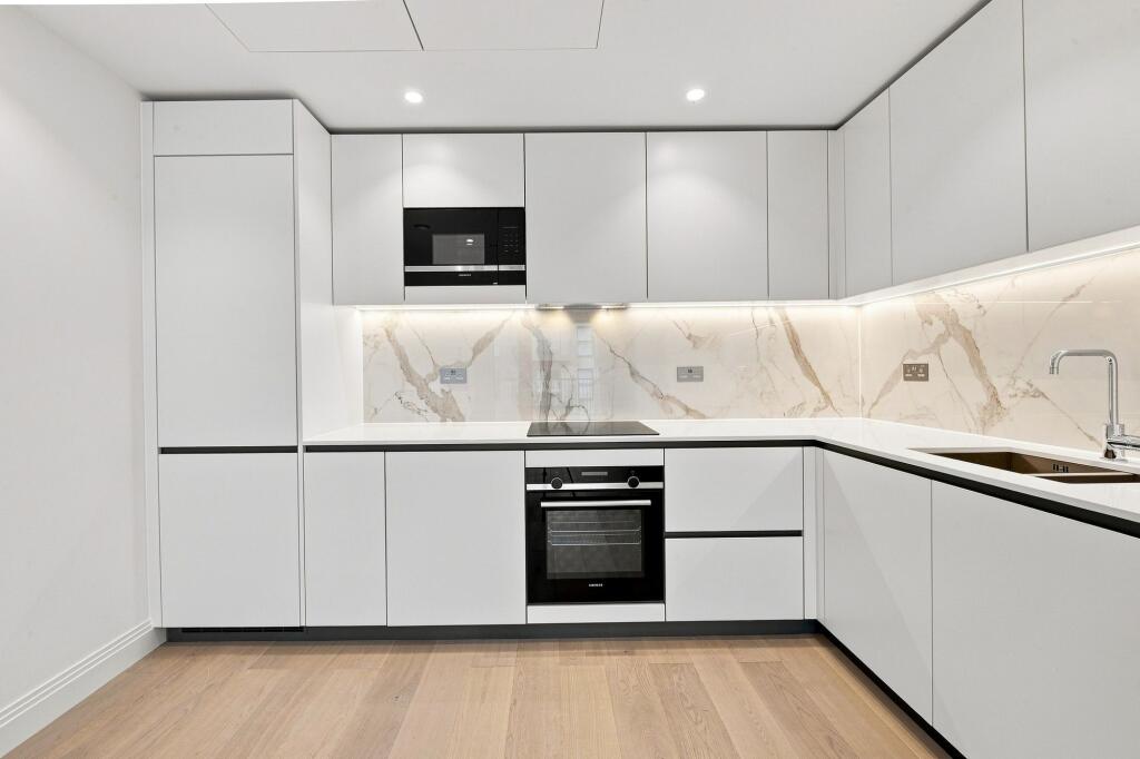 Apartment in London - View 2