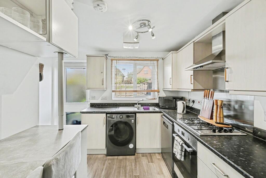 House in Upton, St Crispin's - View 4