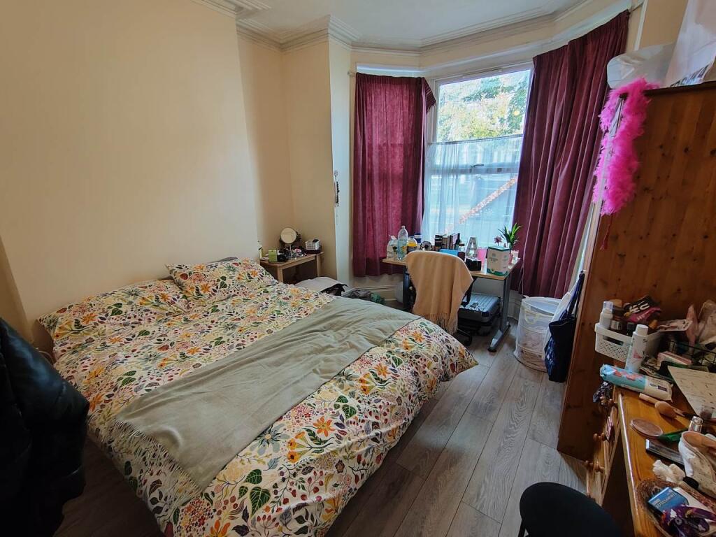 House in Cardiff, Maindy, Cathays - View 5