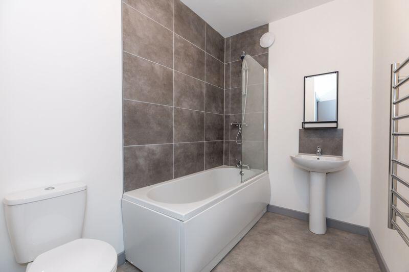 Apartment in Wigan, Scholes Village, Wallgate - View 3
