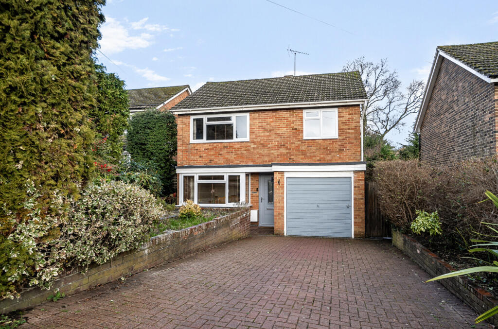 Main image of property: Elm Crescent, Farnham, Surrey, GU9