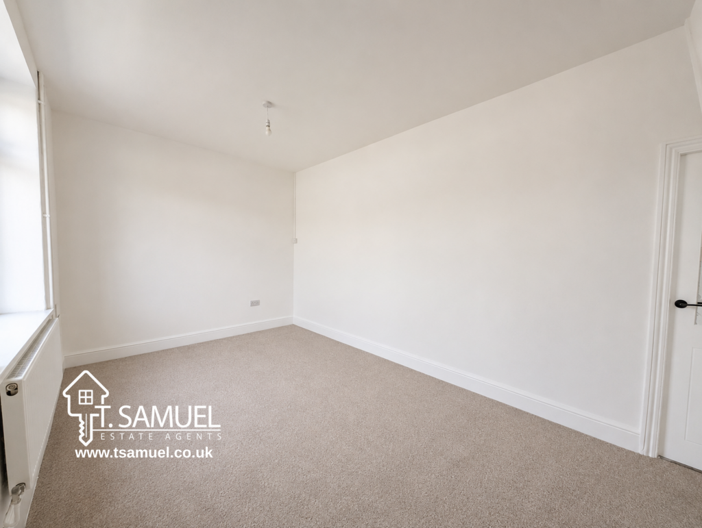 House in Cardiff, Aberaman South - View 5