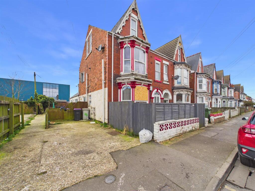 Main image of property: Waterloo Road, Mablethorpe