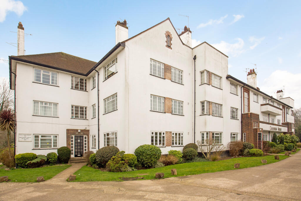 Apartment in Twickenham - View 2