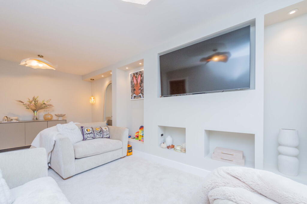 Additional image 21 of Mayland Drive, Sutton Coldfield , West Midlands,  B74 2DG