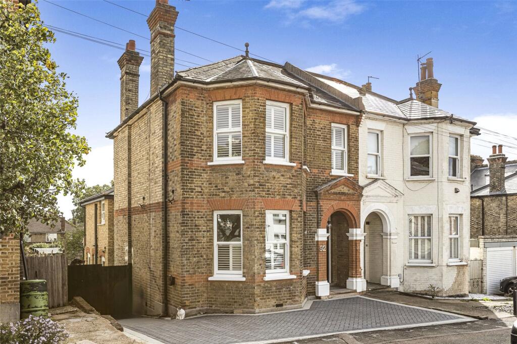 Main image of property: Hadley Road, Barnet, EN5