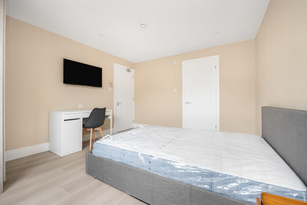 Apartment in London - More