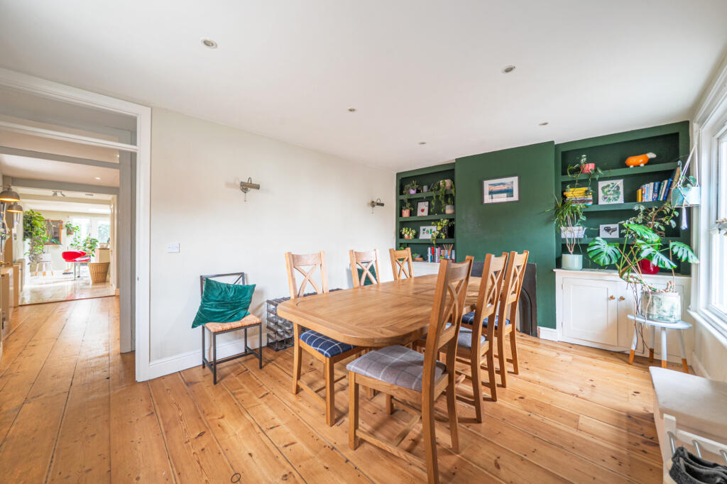 House in Cheltenham, East End, Charlton Kings - View 4