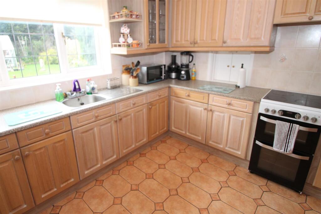 Additional image 5 of Woodbury Road, Halesowen