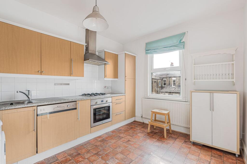 Apartment in London - View 4