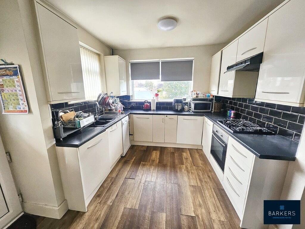 Hillhead Drive, Birstall photo 3