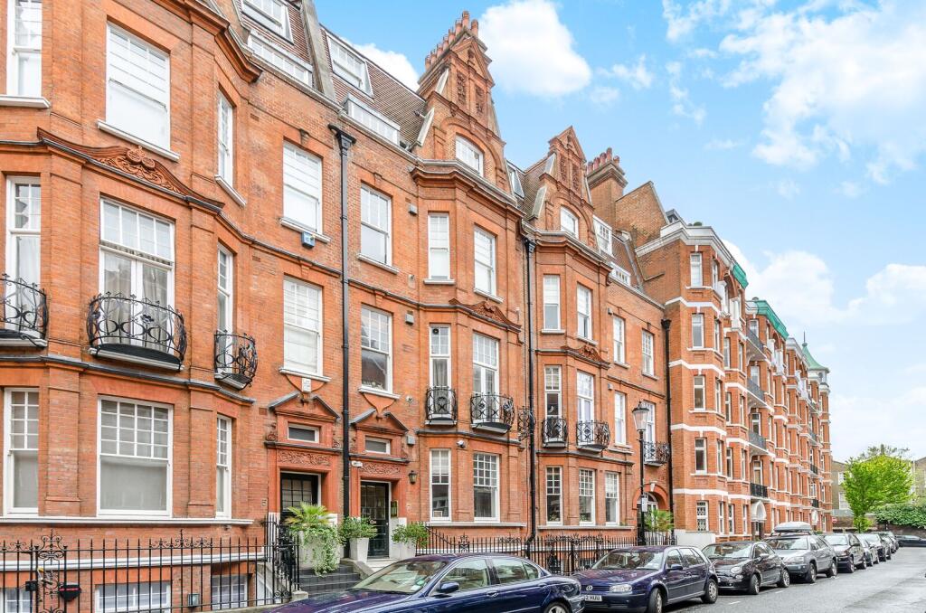 Apartment in London - View 3