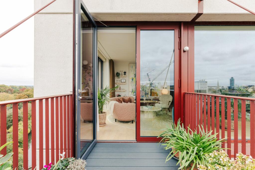 Apartment in Twickenham - More